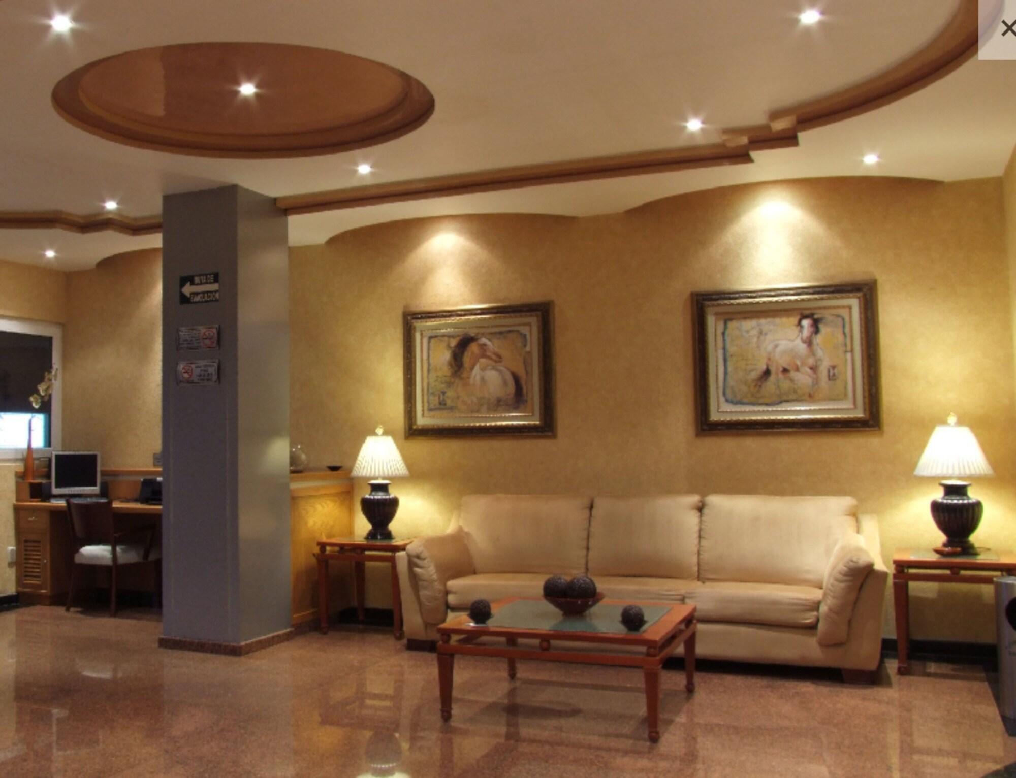Vista Lobby Hotel La Muralla