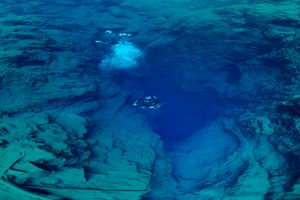 Actividad - Buceo en Laguna Misteriosa - Profundidades: 18 y 25 metros