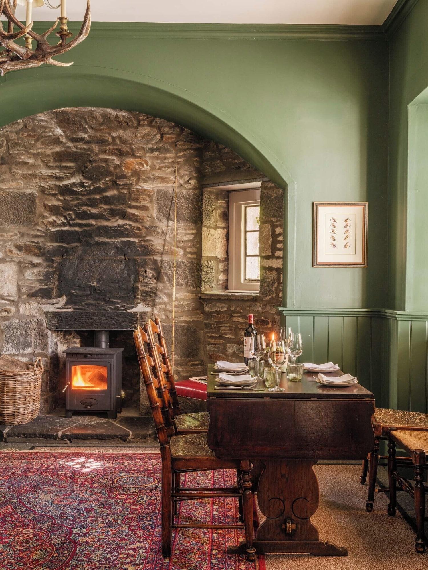 Bar/Salón Fortingall