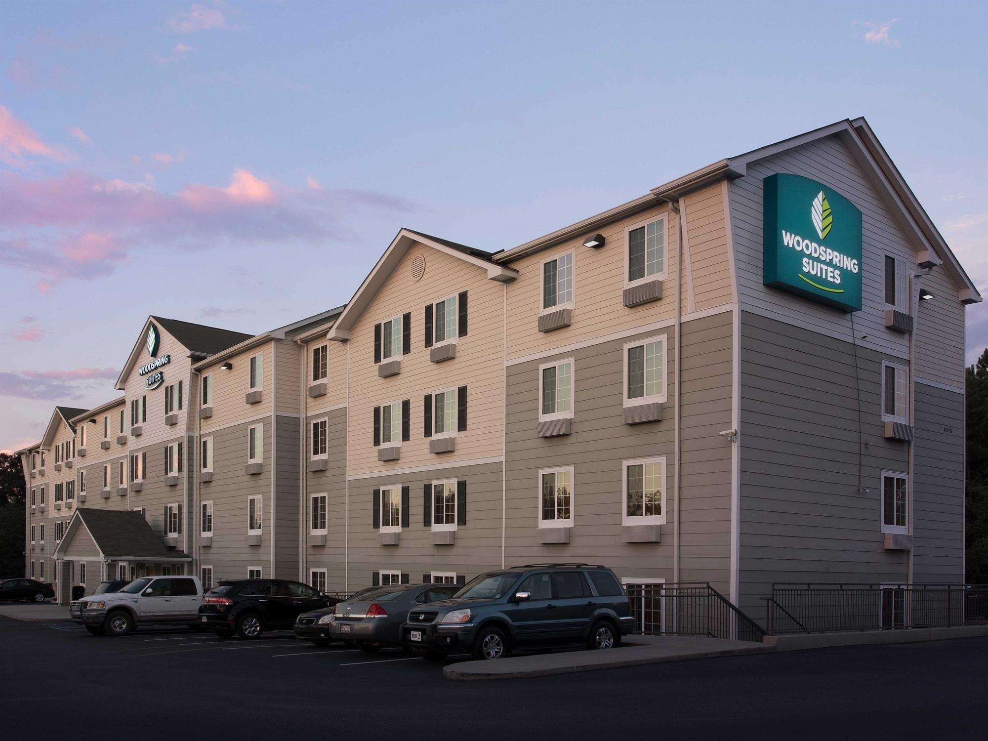 Vista Exterior WoodSpring Suites Columbia Lexington