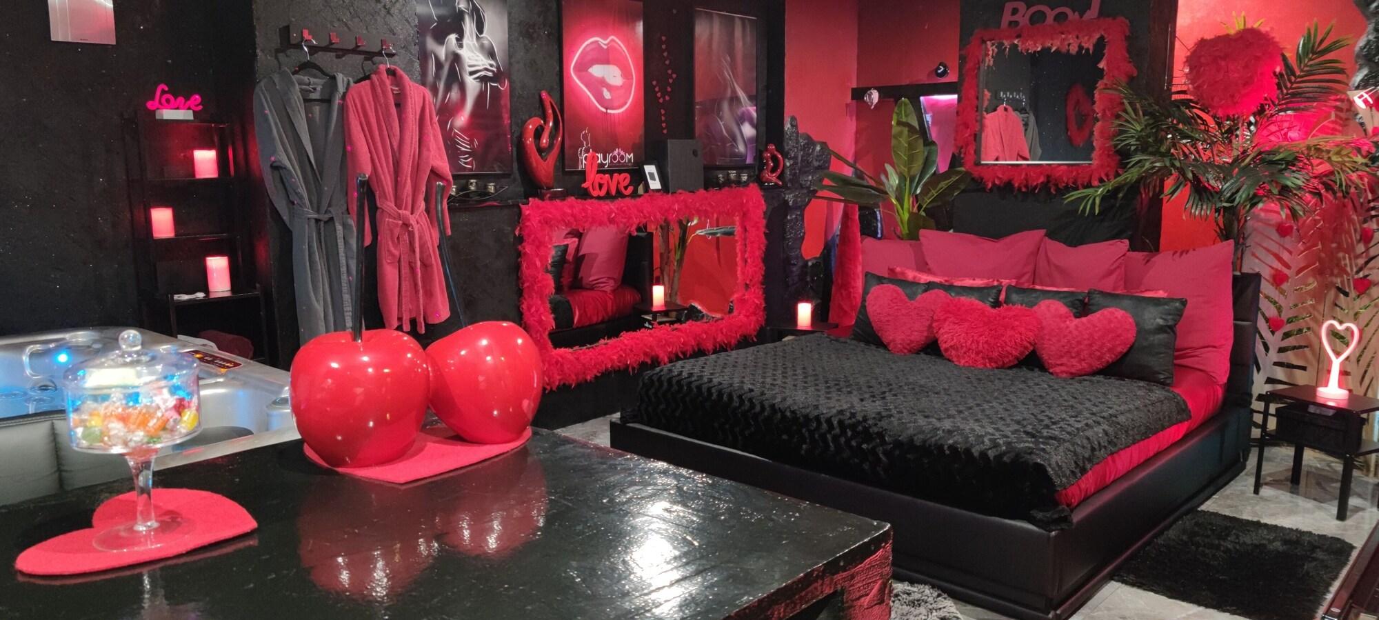 Comodidades del Alojamiento Loft Romantique Hammam Spa Privatif Playroom
