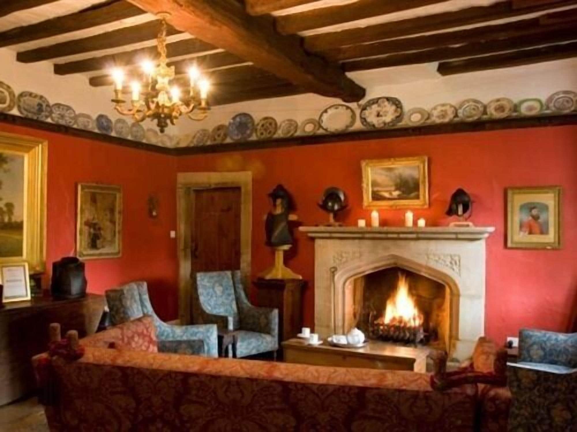 Vista Lobby Allington Manor