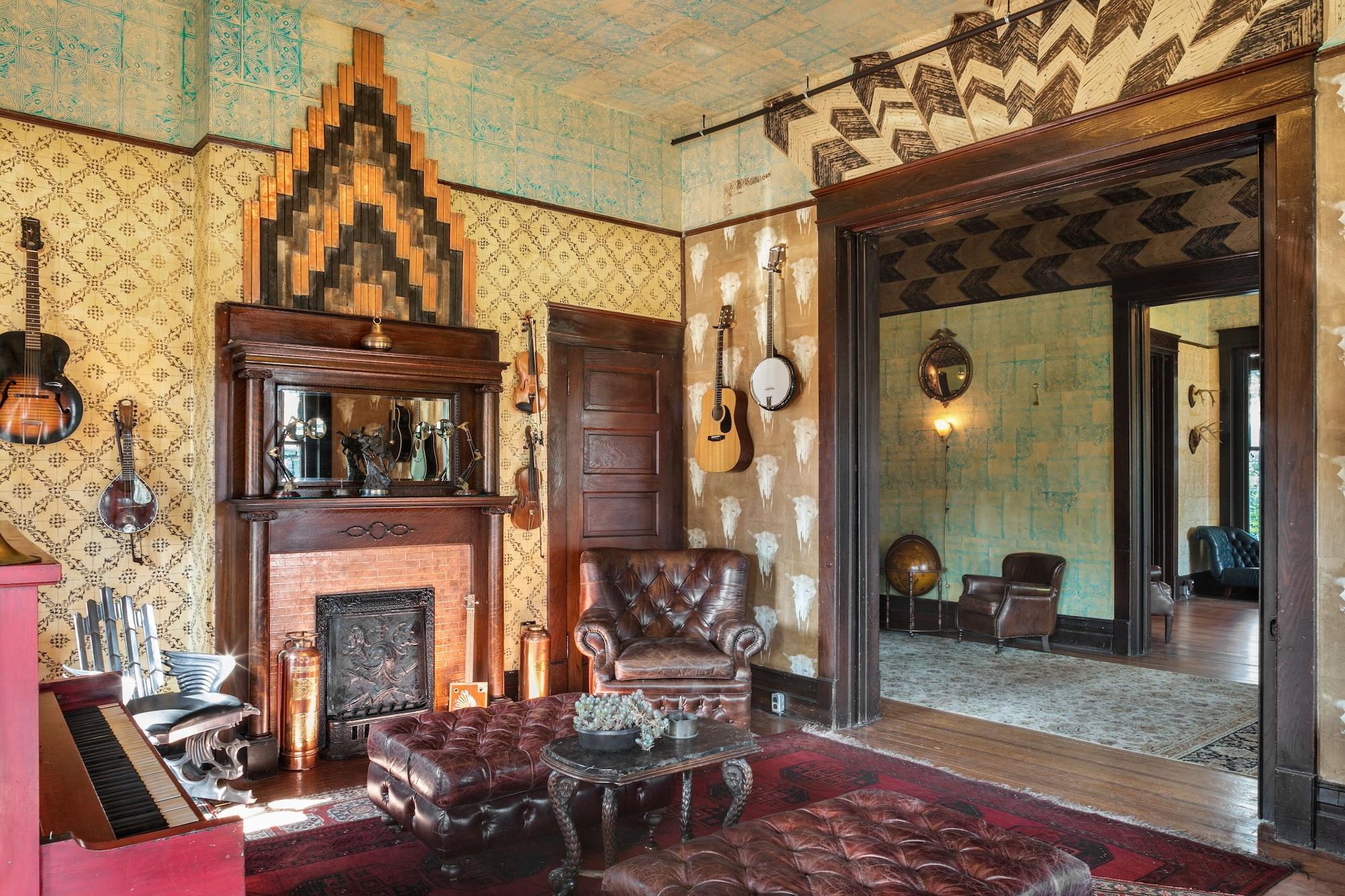 Bar/Salón Urban Cowboy