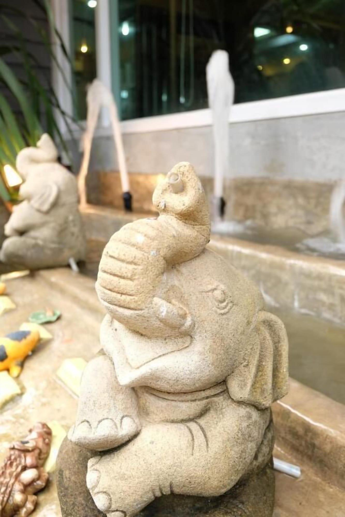 Spa Puangpech Place