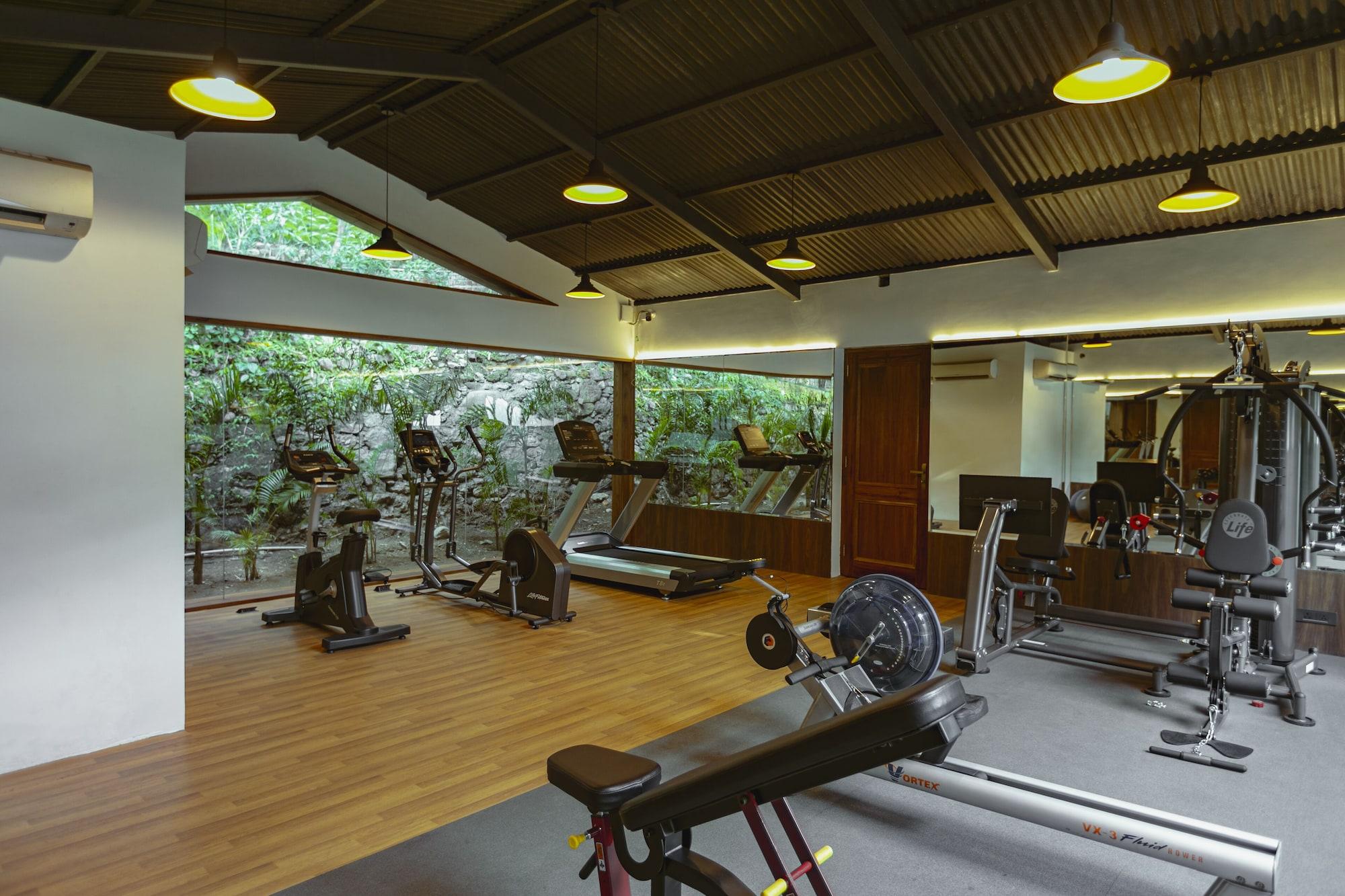 Gimnasio Anand Kashi By The Ganges, Rishikesh – IHCL SeleQtions