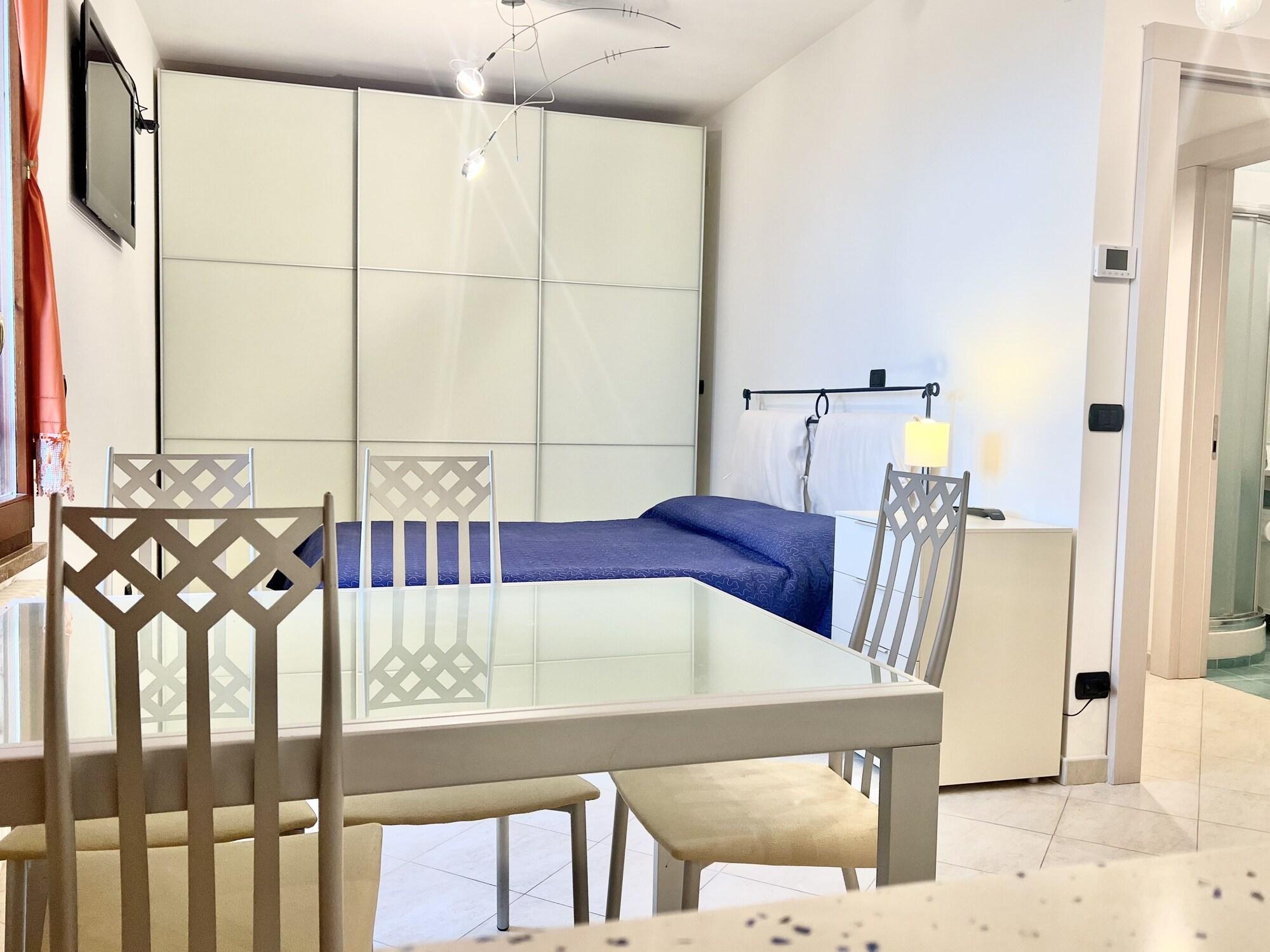 Varios Provenzano Top floor