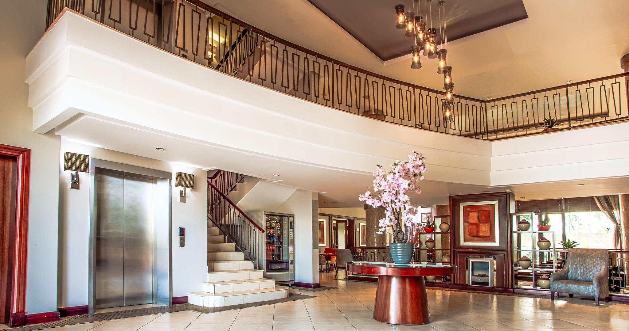 Vista Lobby The RidgePoint Hotel