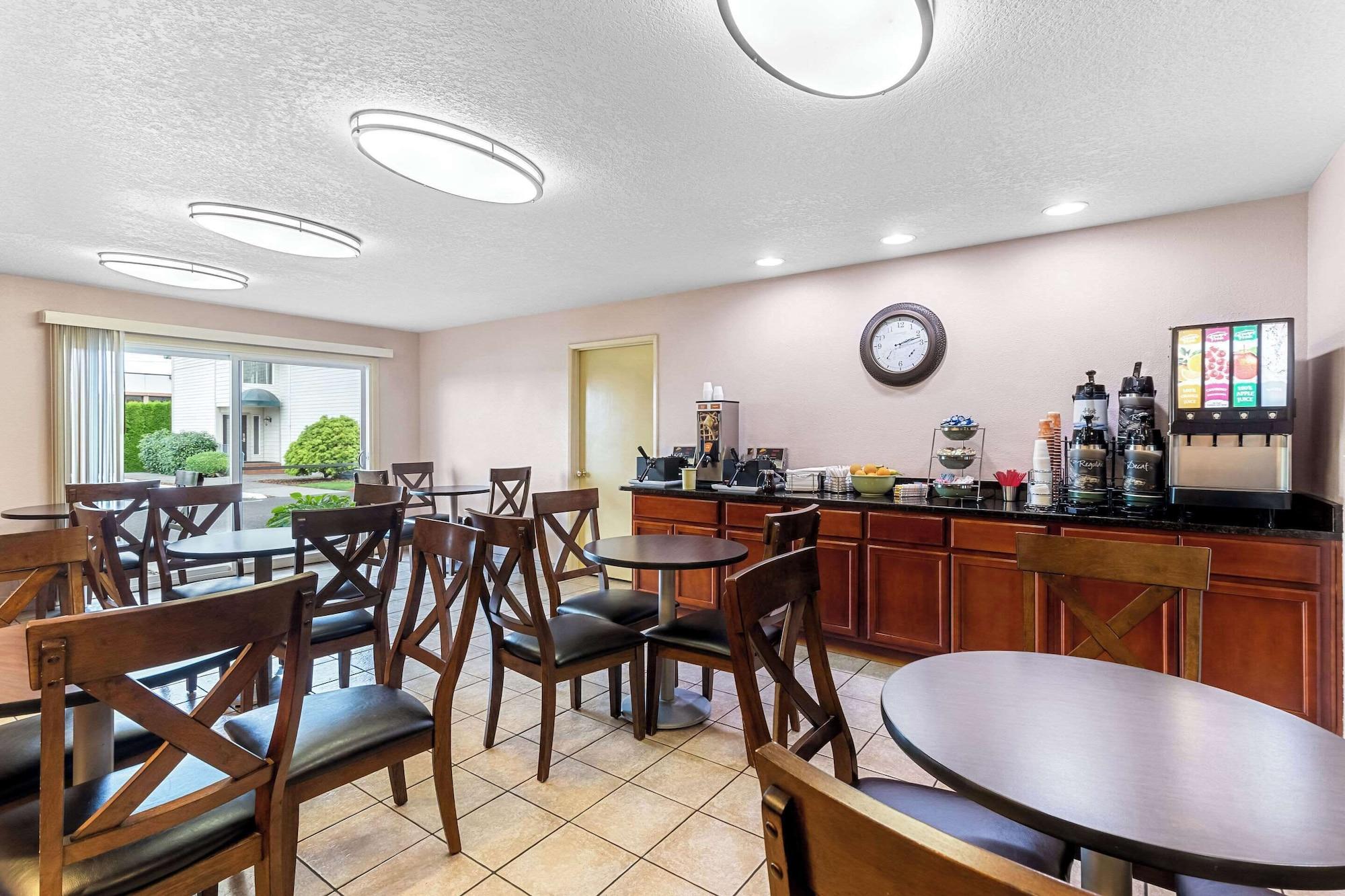 Restaurant Quality Inn & Suites Vancouver - Hazel Dell
