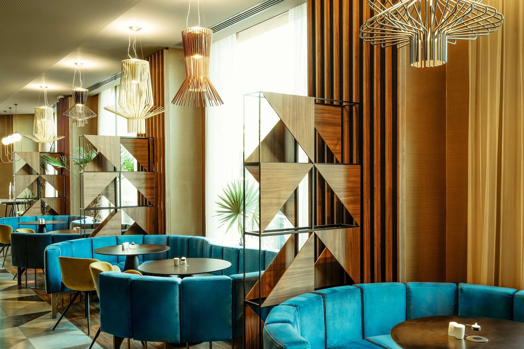 Restaurant Radisson Blu Aurum Hotel, Brasov