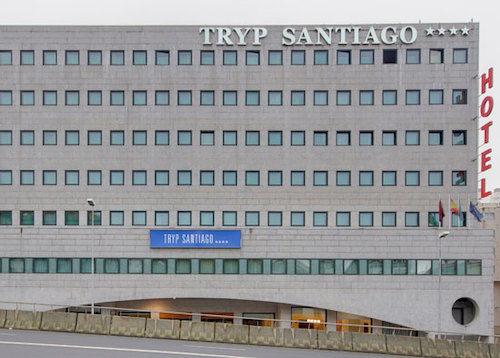 Vista da fachada Tryp Santiago Hotel