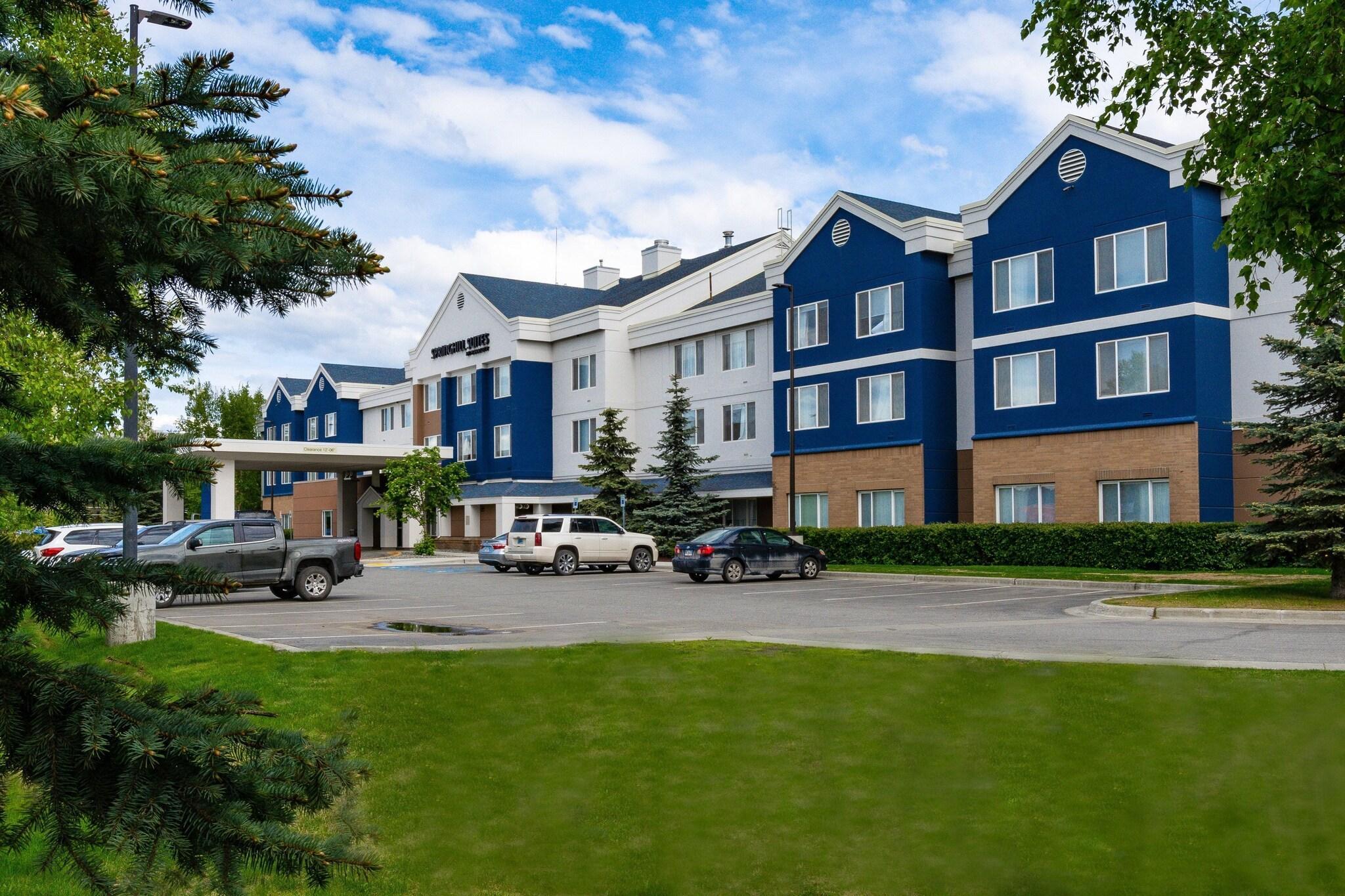 Vista Exterior SpringHill Suites Anchorage Midtown