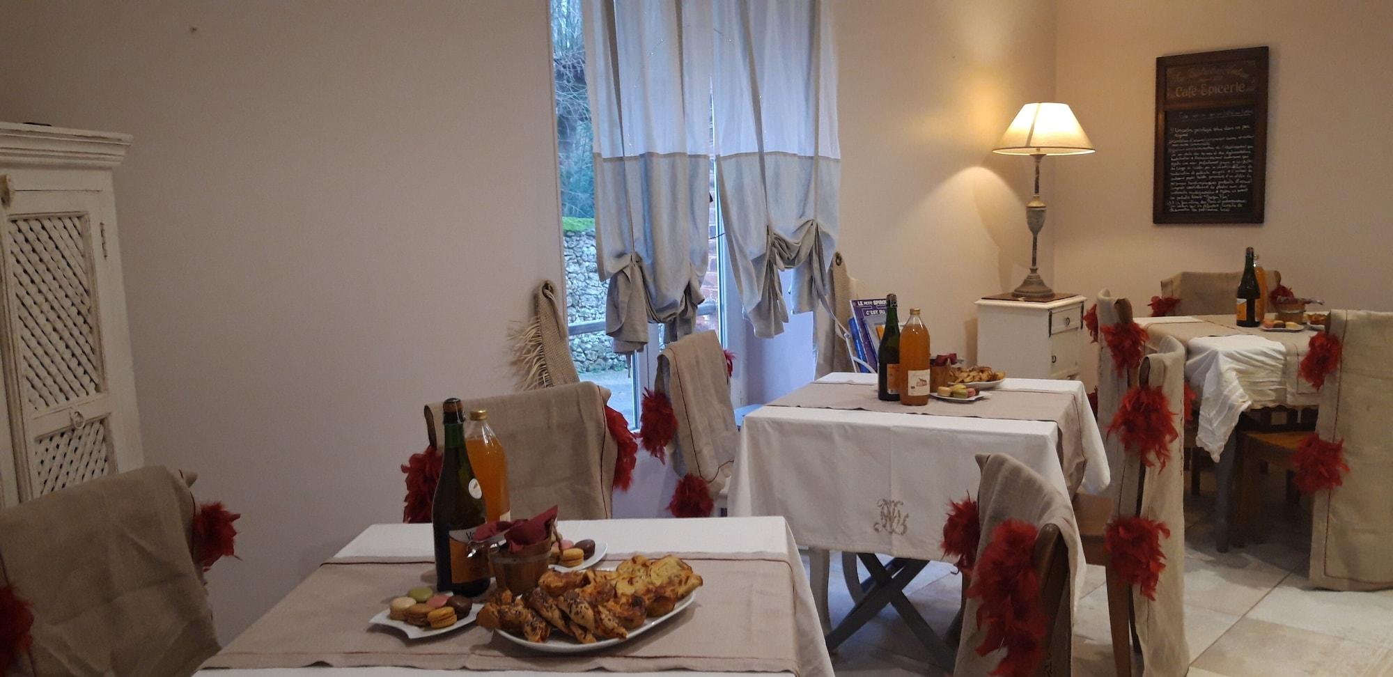 Sala de Reuniones Hôtel De La Chapelle