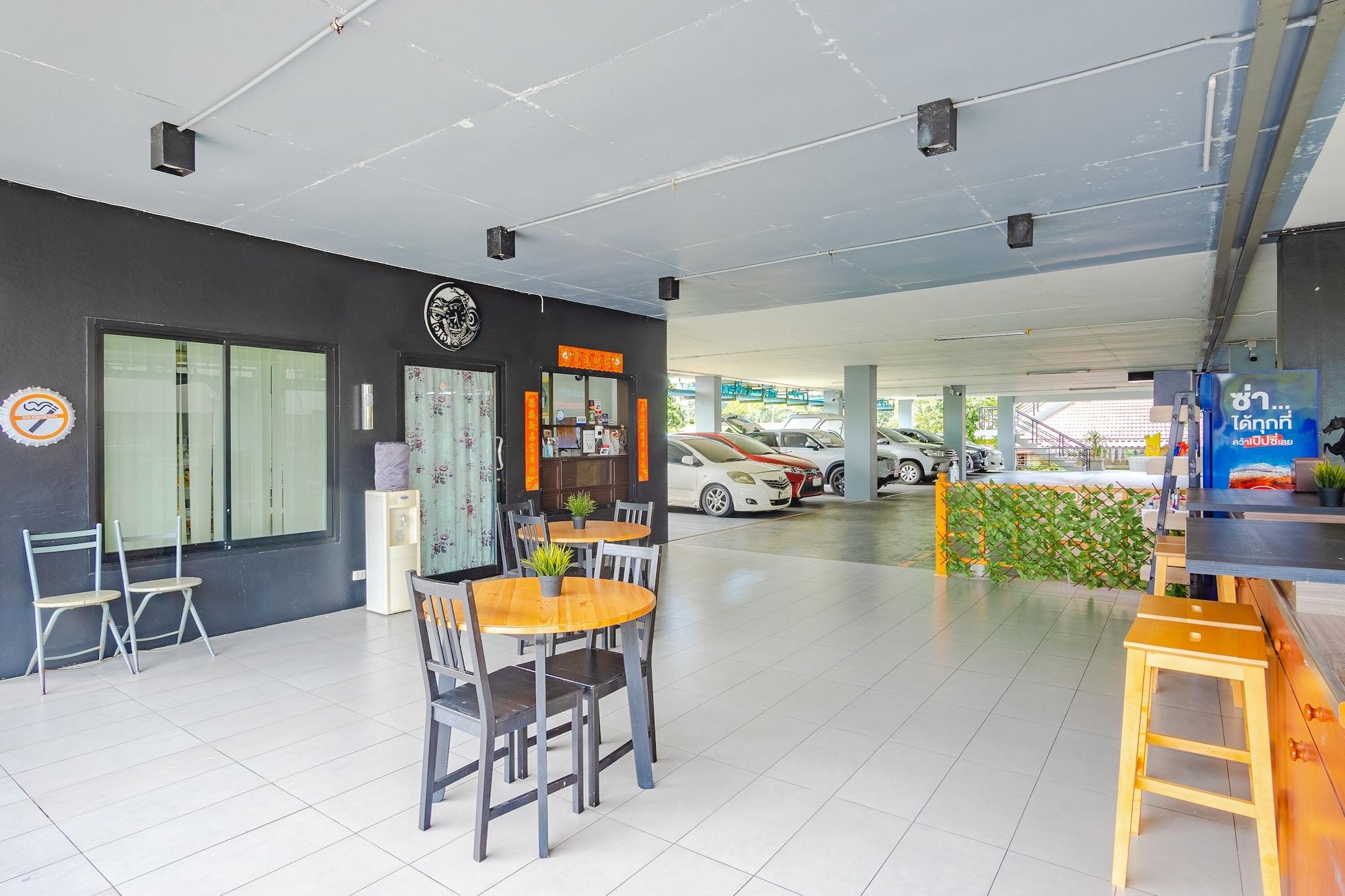 Vista Lobby AJ Residence