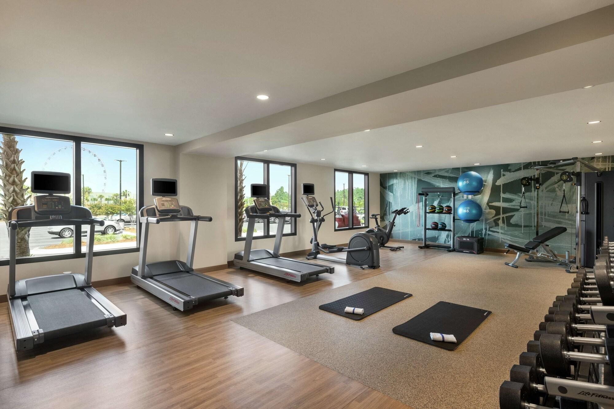Gimnasio Embassy Suites by Hilton Panama City Beach Resort