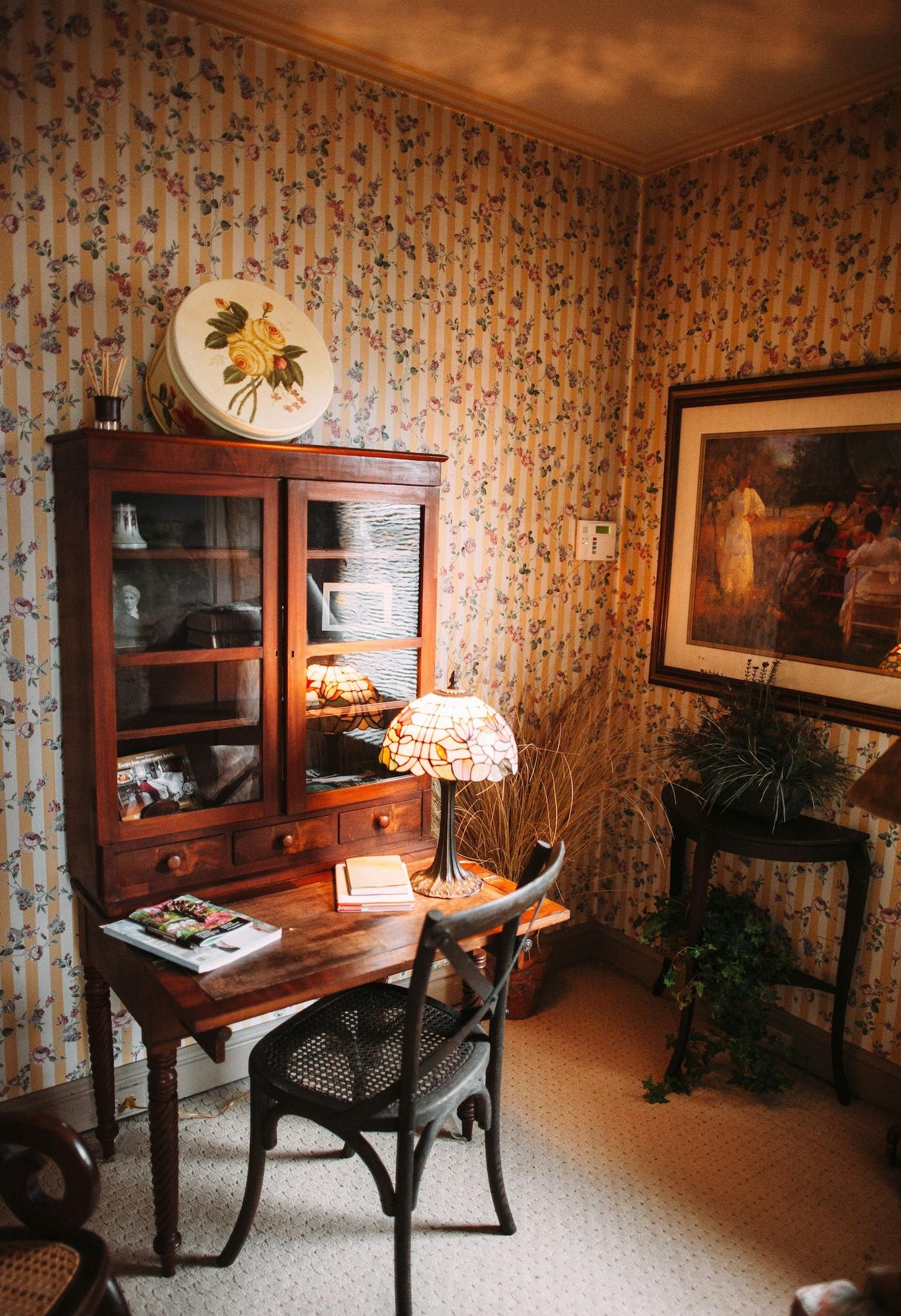 Set de Habitación Morning Glory Inn