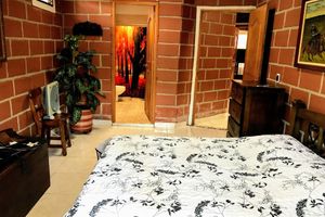 Alojamiento - Beautiful cabin, rustic decor, Family oriented all amenities available