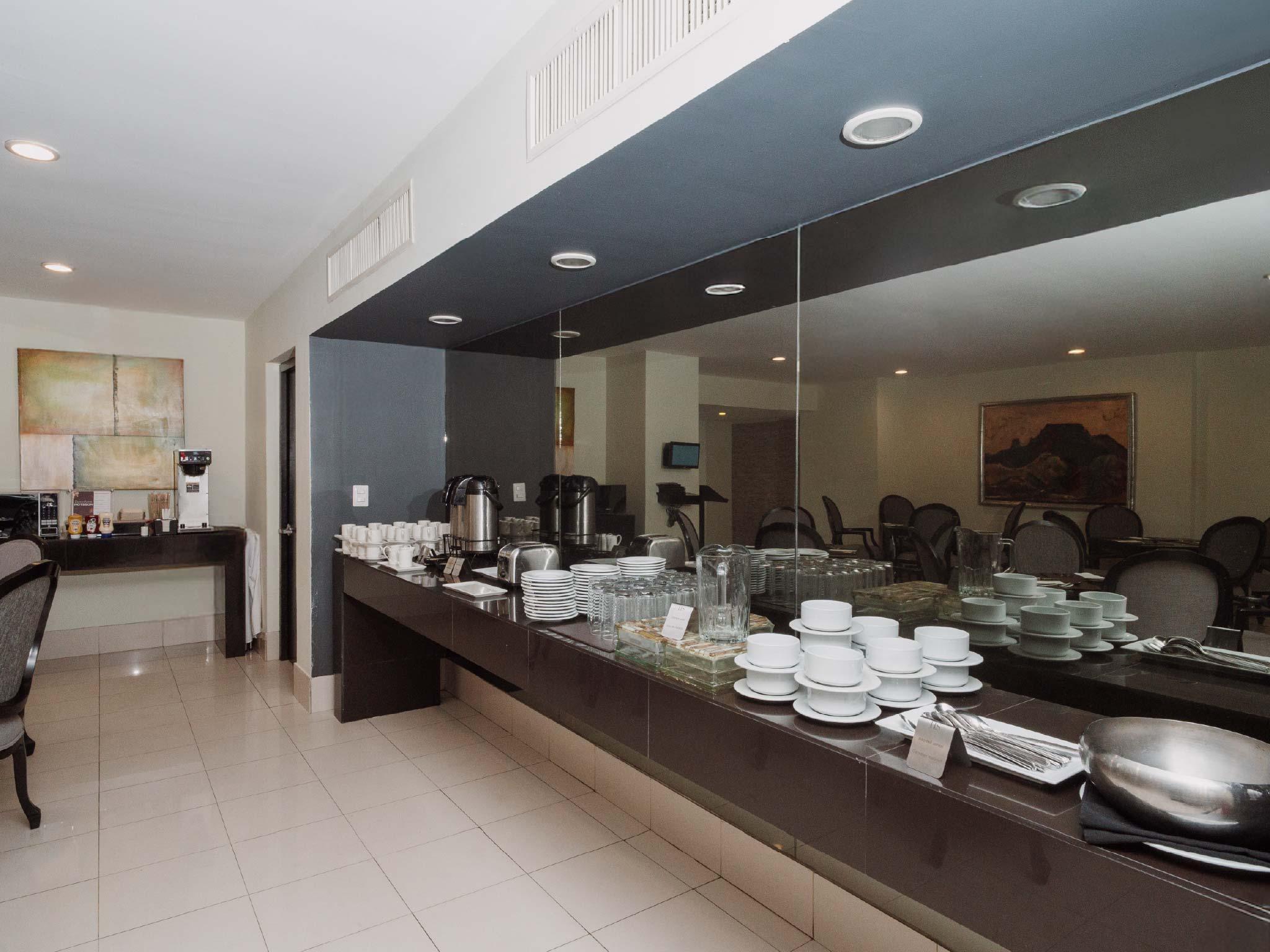 Restaurant HS HOTSSON Smart Value Tampico