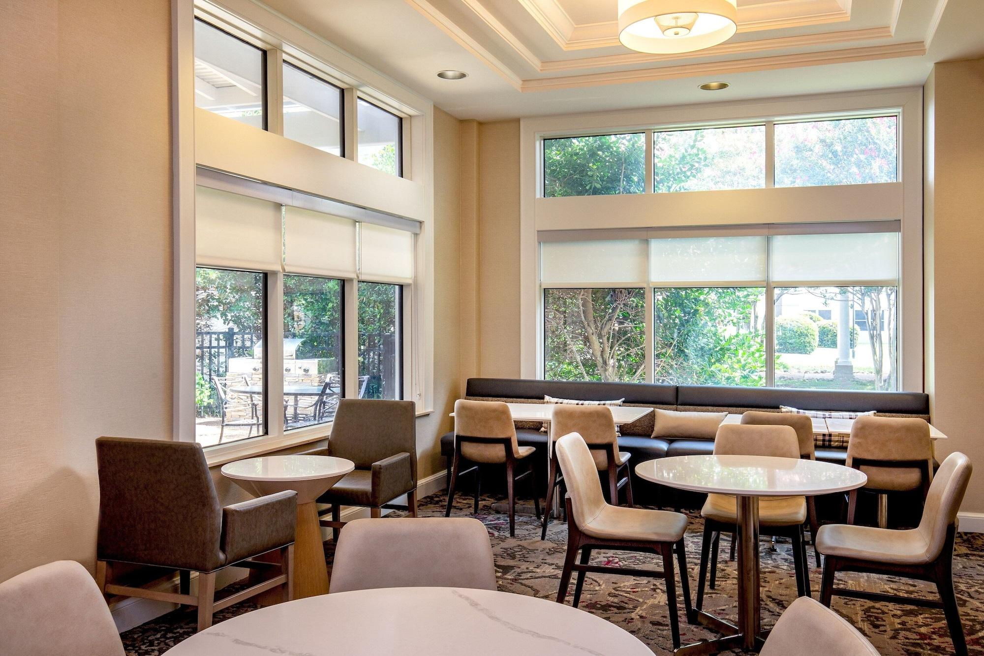 Restaurant Residence Inn by Marriott Norfolk Airport