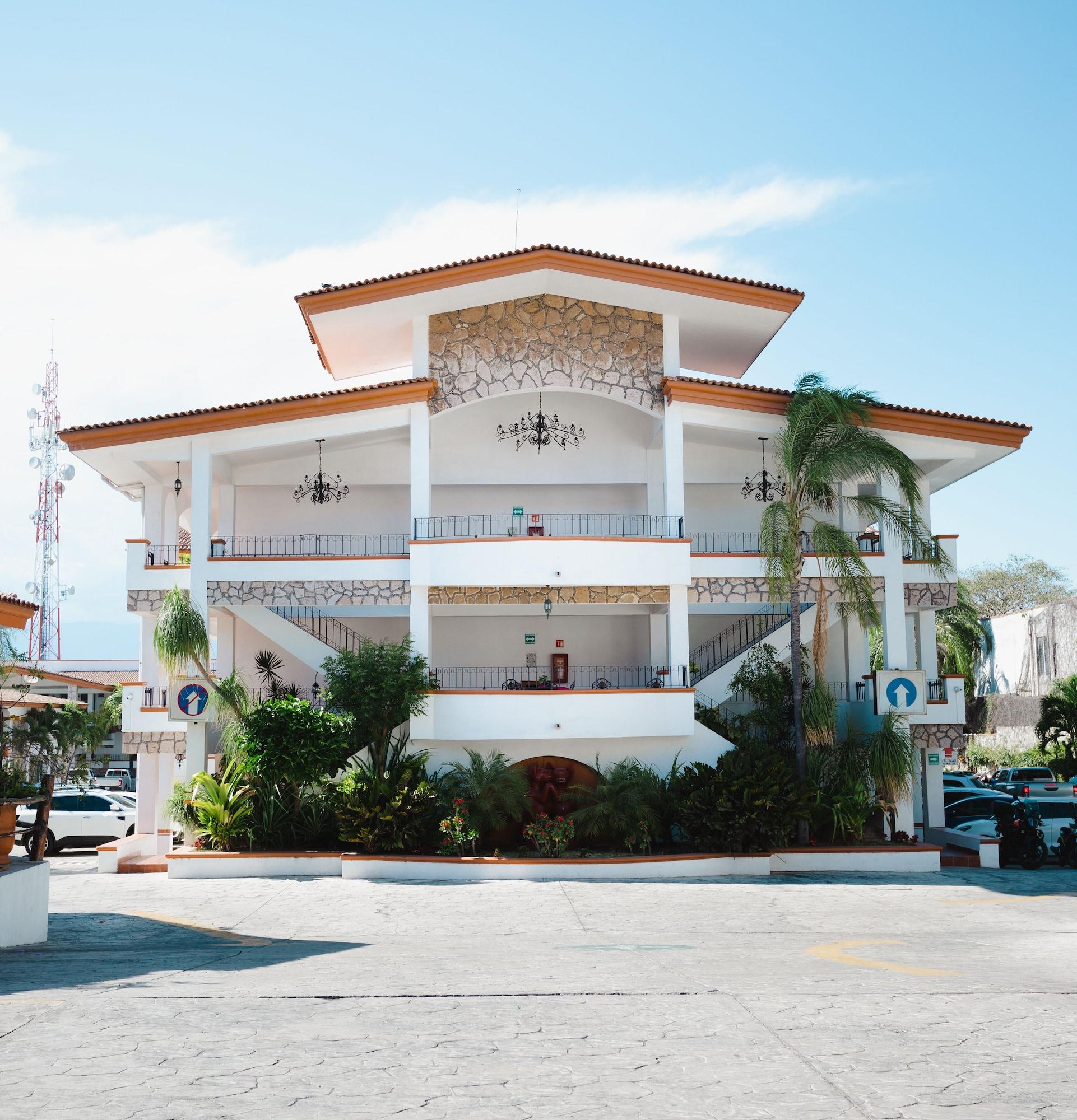 Vista Exterior Hotel Maria Isabel