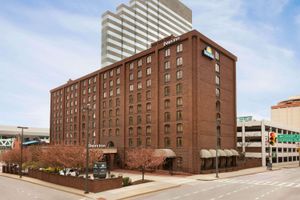 Alojamiento - Days Inn by Wyndham Baltimore Inner Harbor