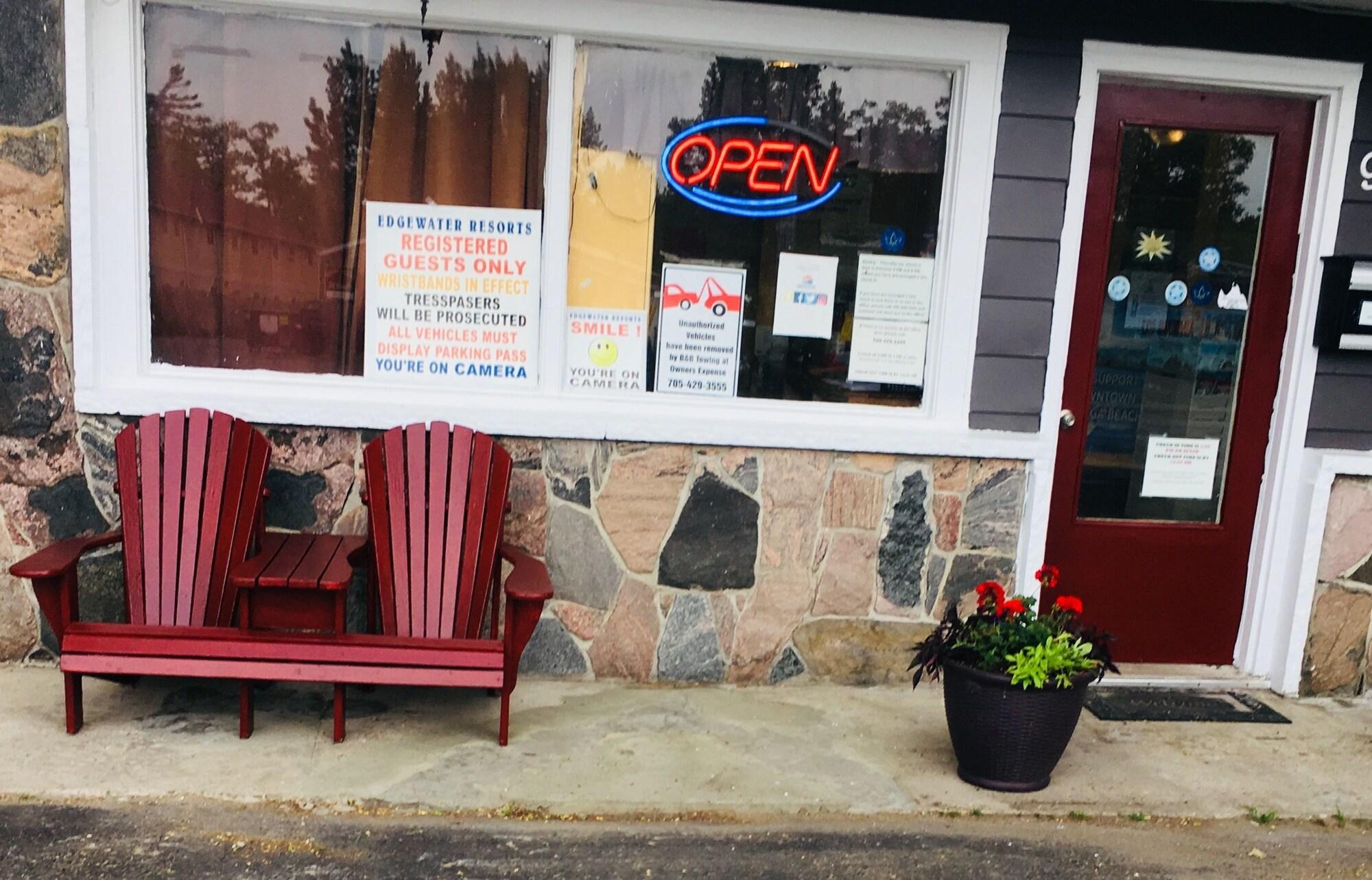 Vista Lobby Edgewater Resorts - Edgewater Inn
