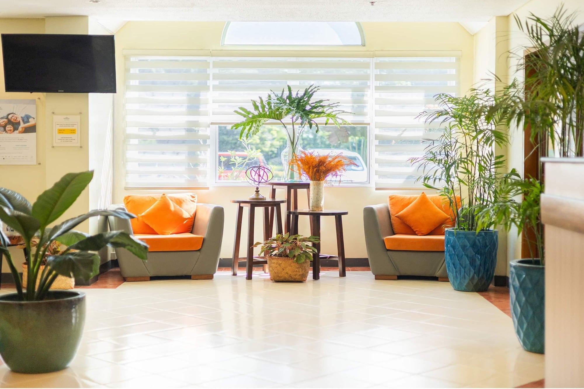 Vista Lobby Microtel by Wyndham Tarlac