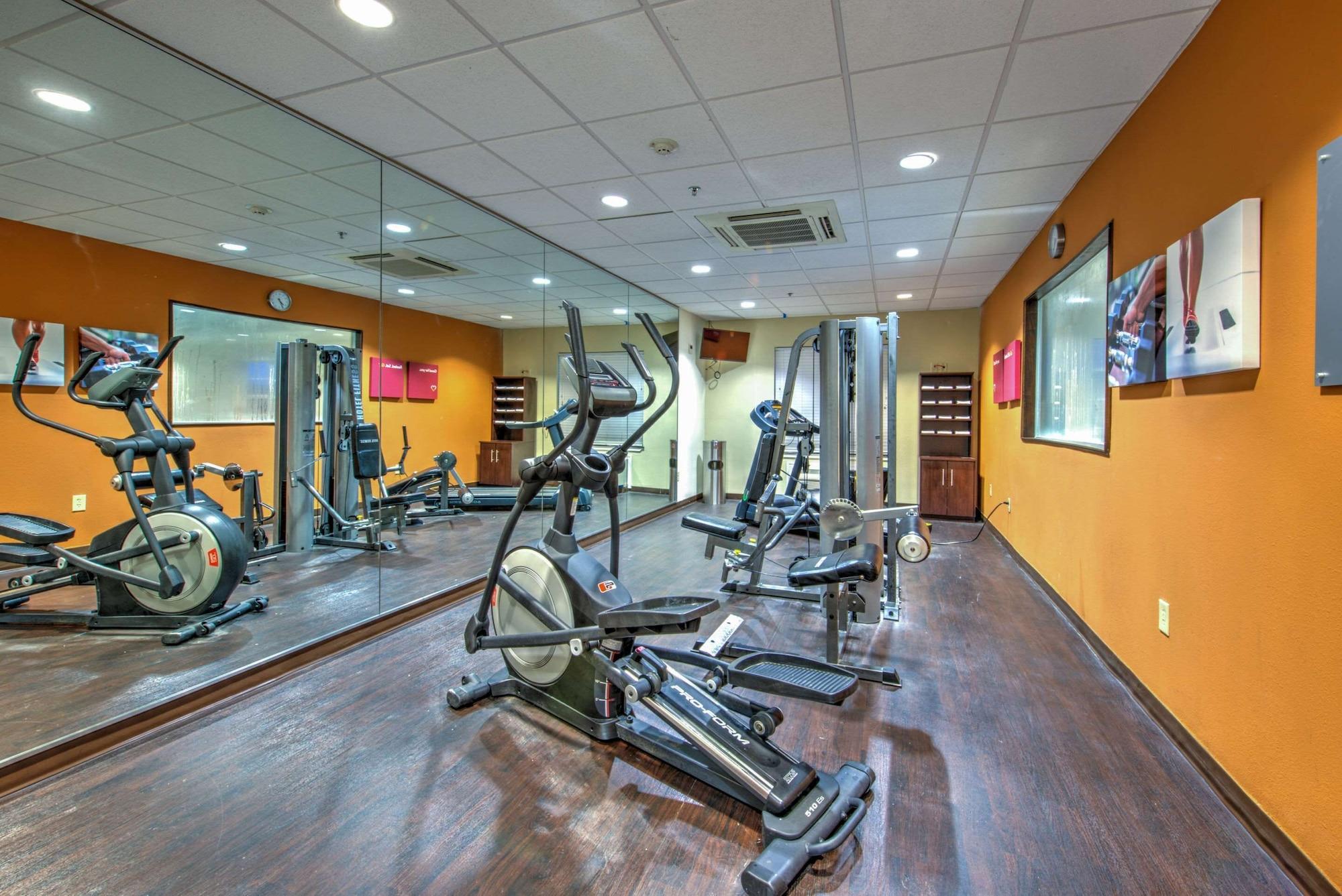 Gimnasio Comfort Suites Tomball Medical Center