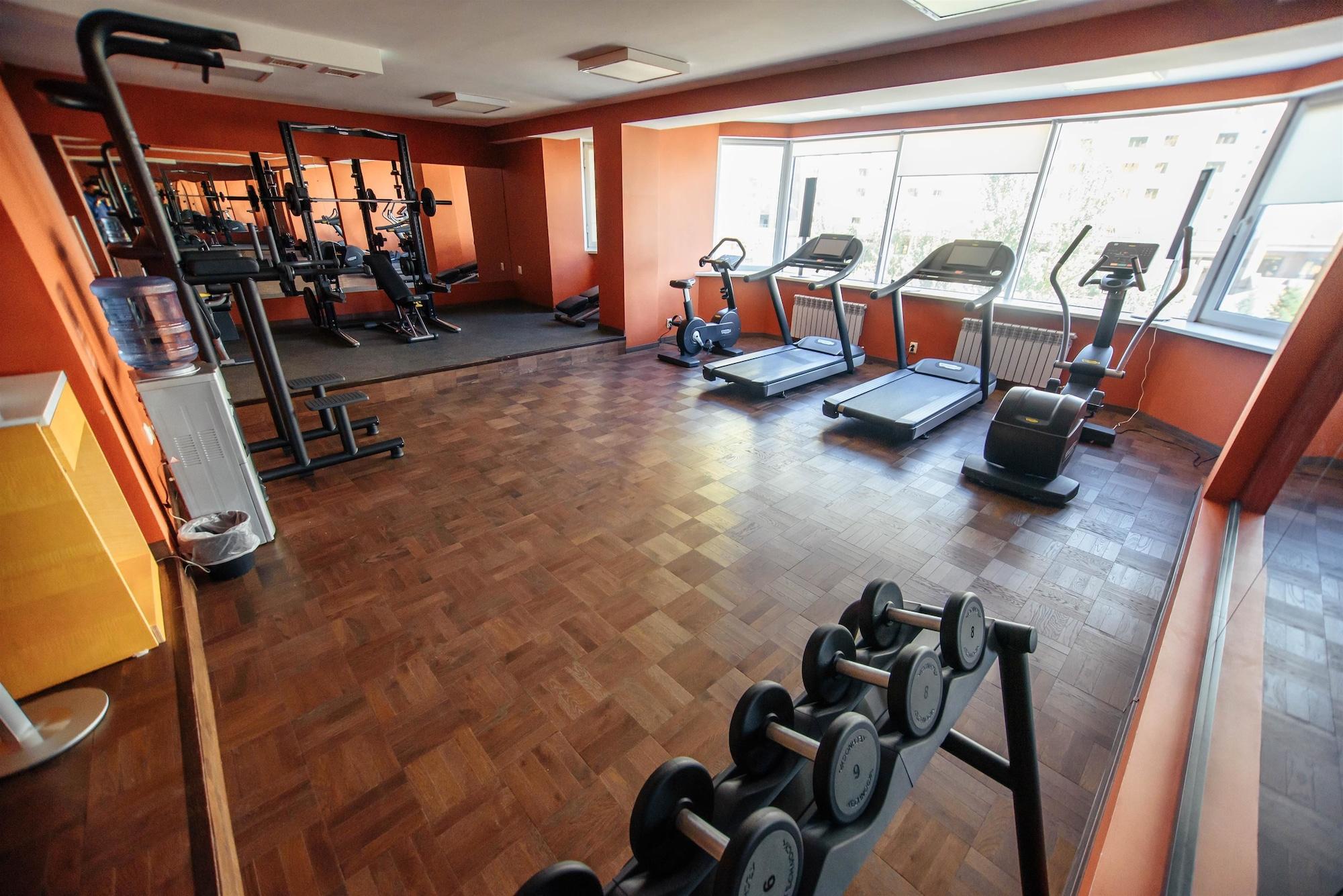 Gimnasio Best Western Plus Astana