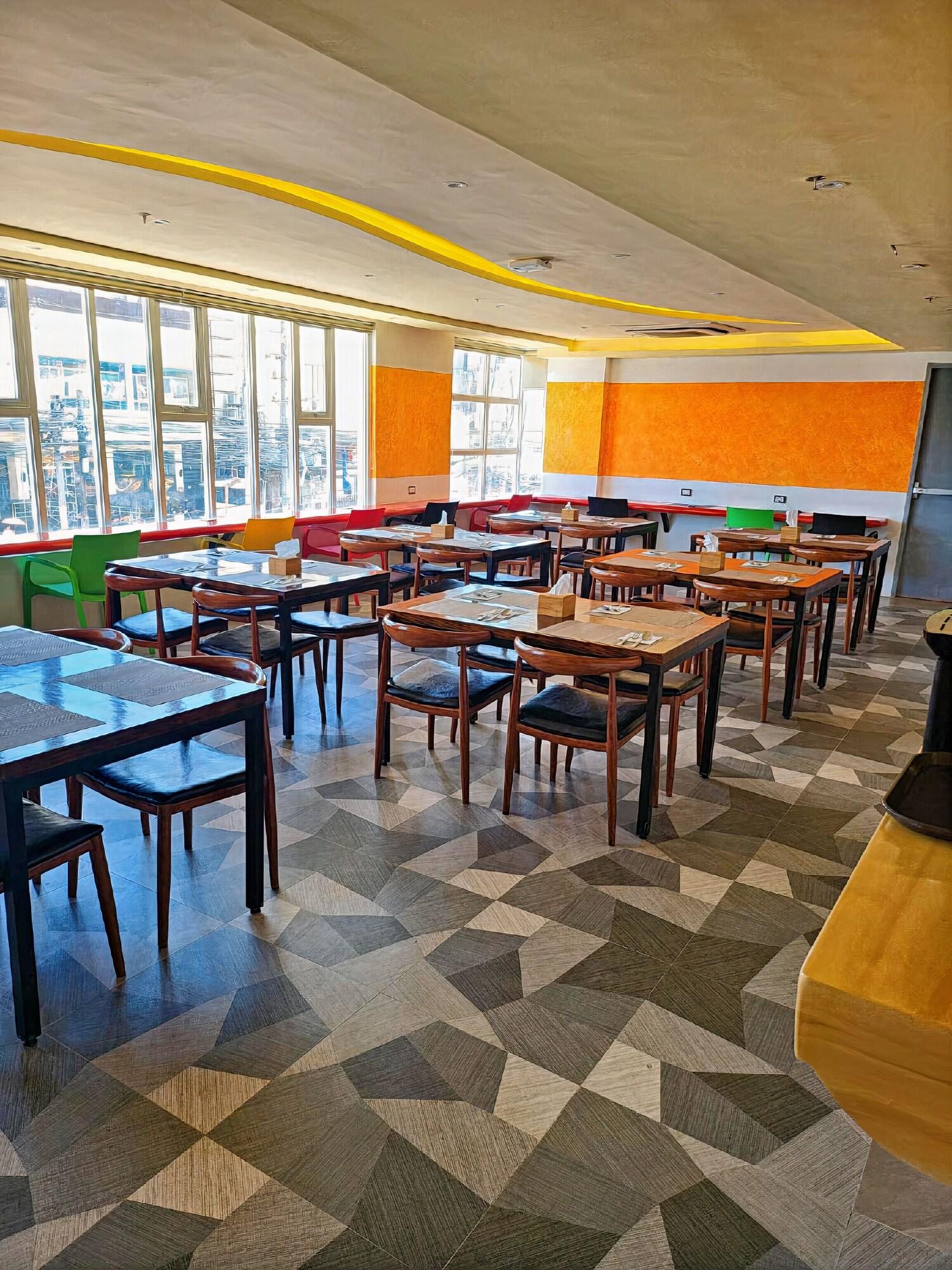 Sala de Reuniones SEMPRE PREMIER INN MACTAN AIRPORT HOTEL