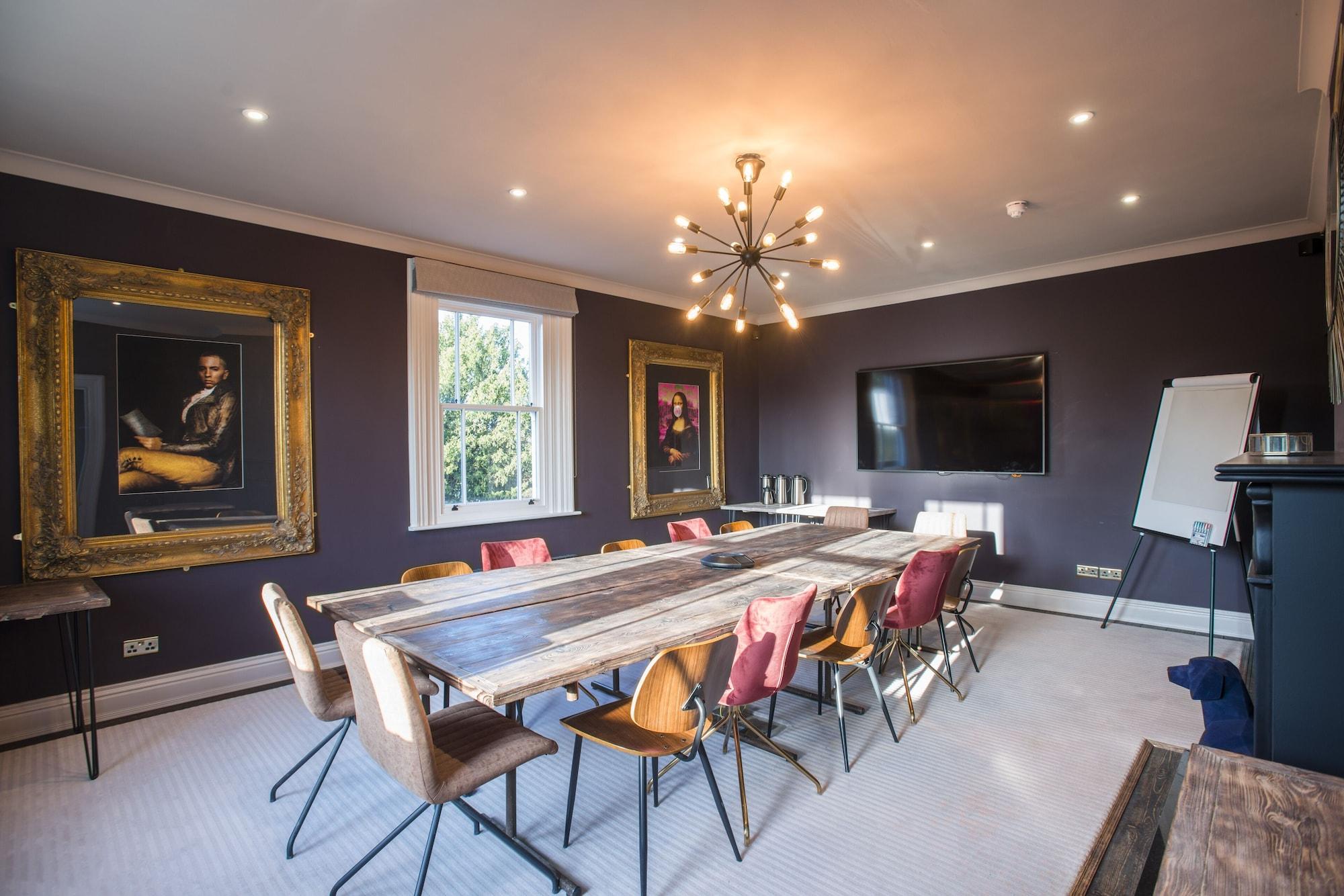 Sala de Reuniones The Lodge Duxford