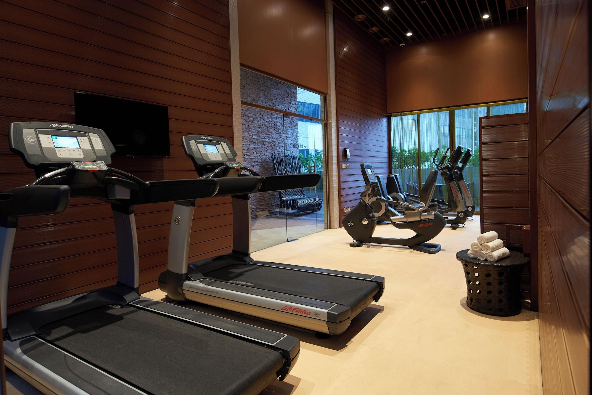 Gimnasio Dorsett Kwun Tong, Hong Kong