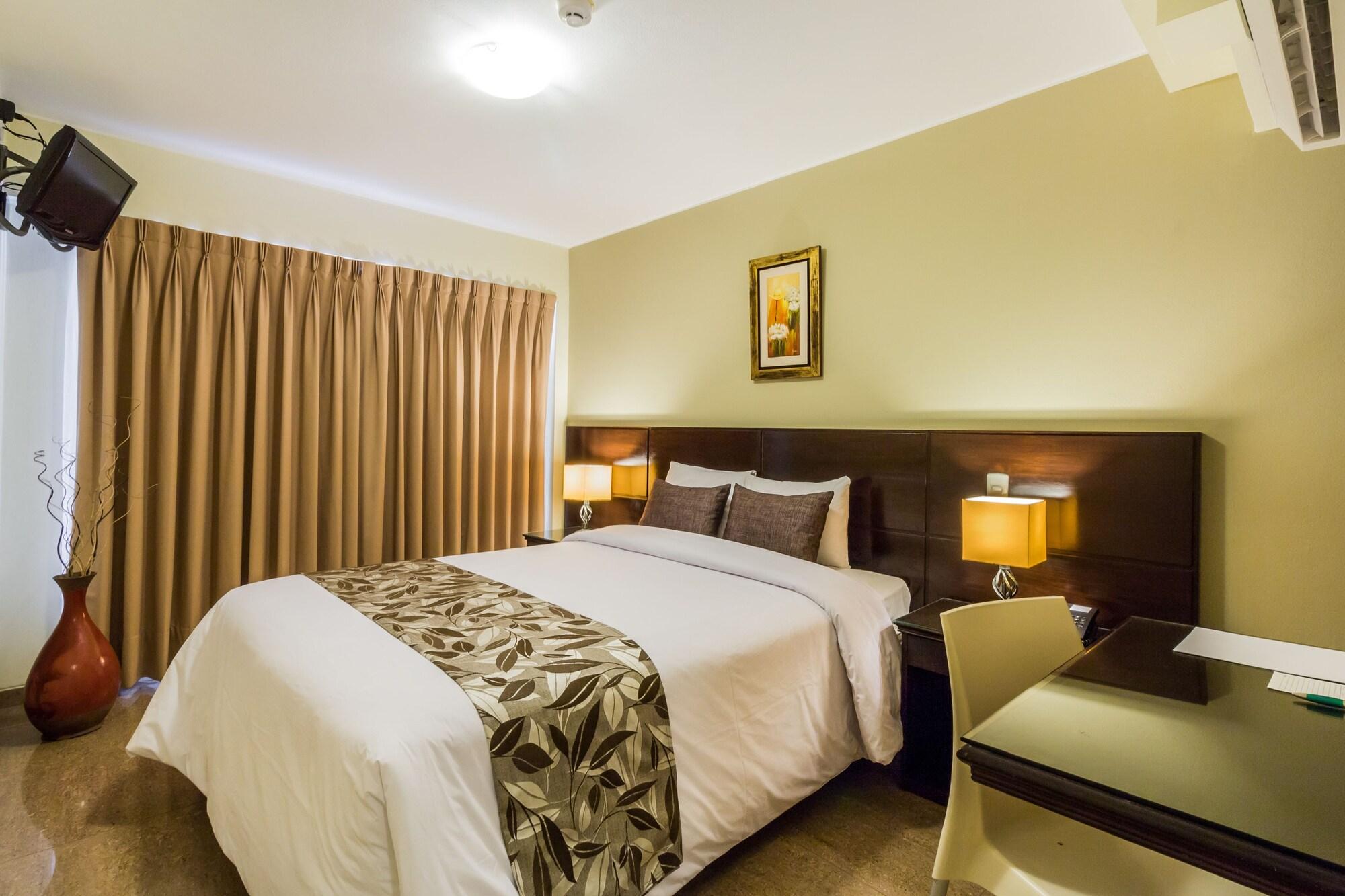 Varios Hotel El Tambo 1