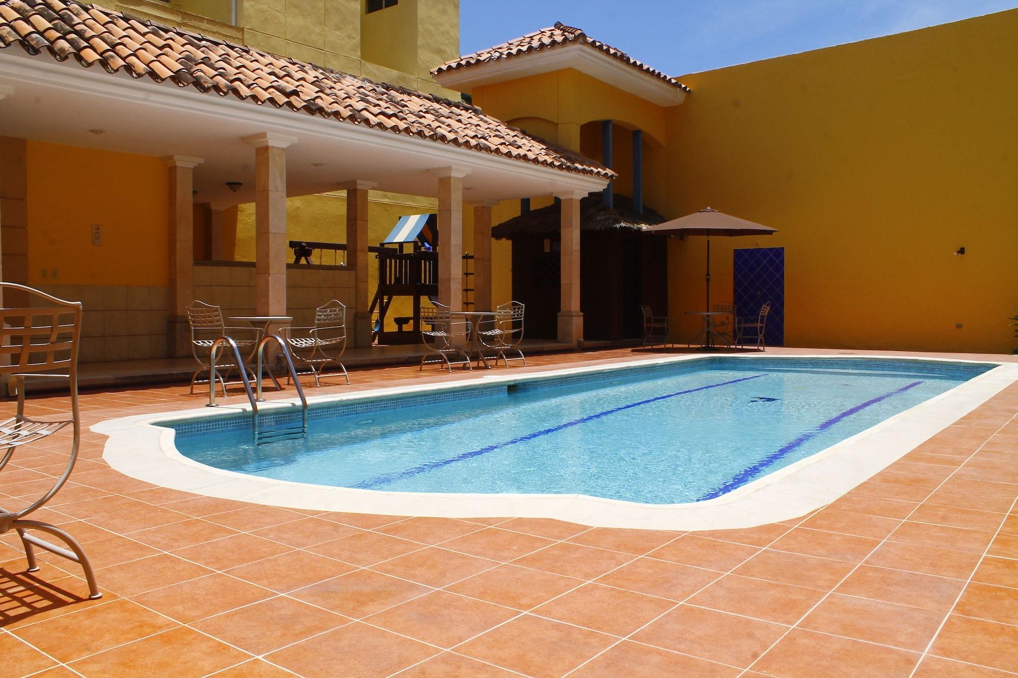 Vista Piscina Hotel Mac Arthur