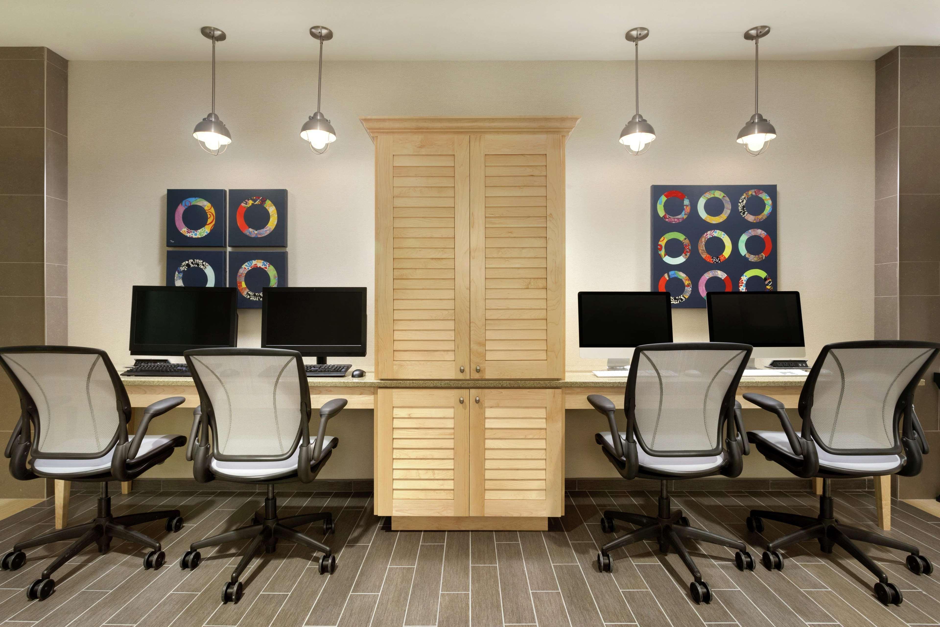 Centro de Negocios Home2 Suites by Hilton Richland