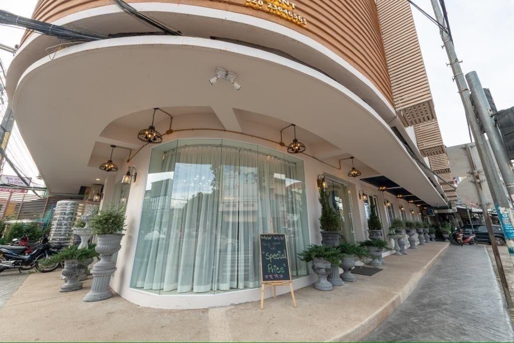 Vista Exterior One Vientiane Hotel & Restaurant