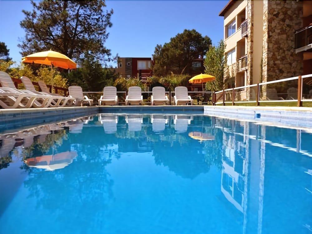 Vista Piscina Terra Magna