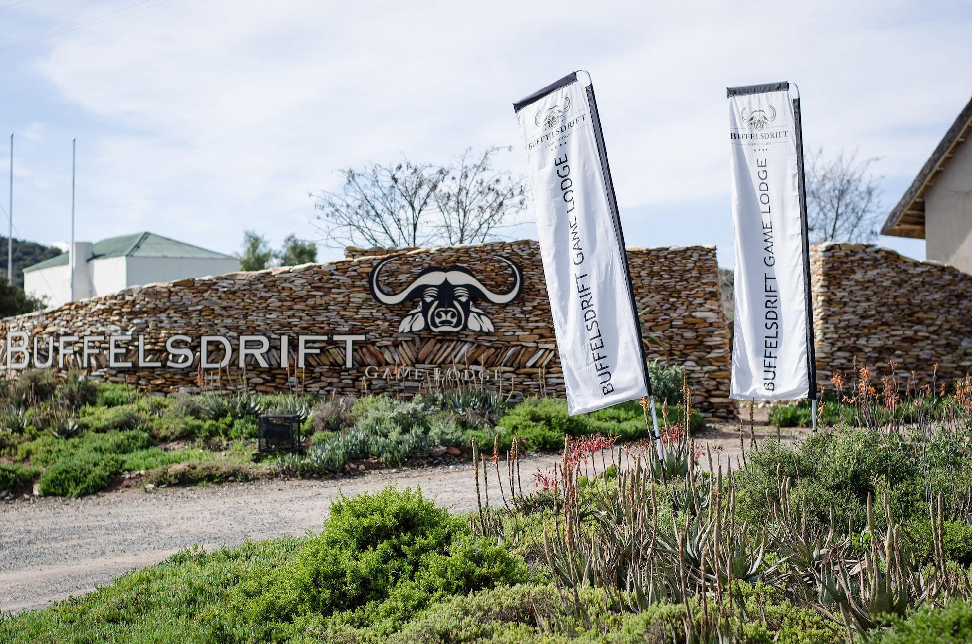 Vista Exterior Buffelsdrift Game Lodge