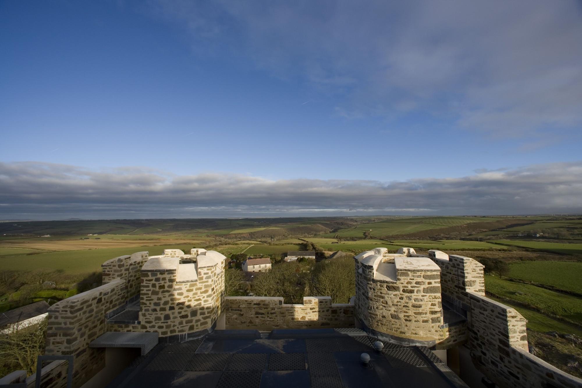 Vista Exterior Roch Castle Hotel