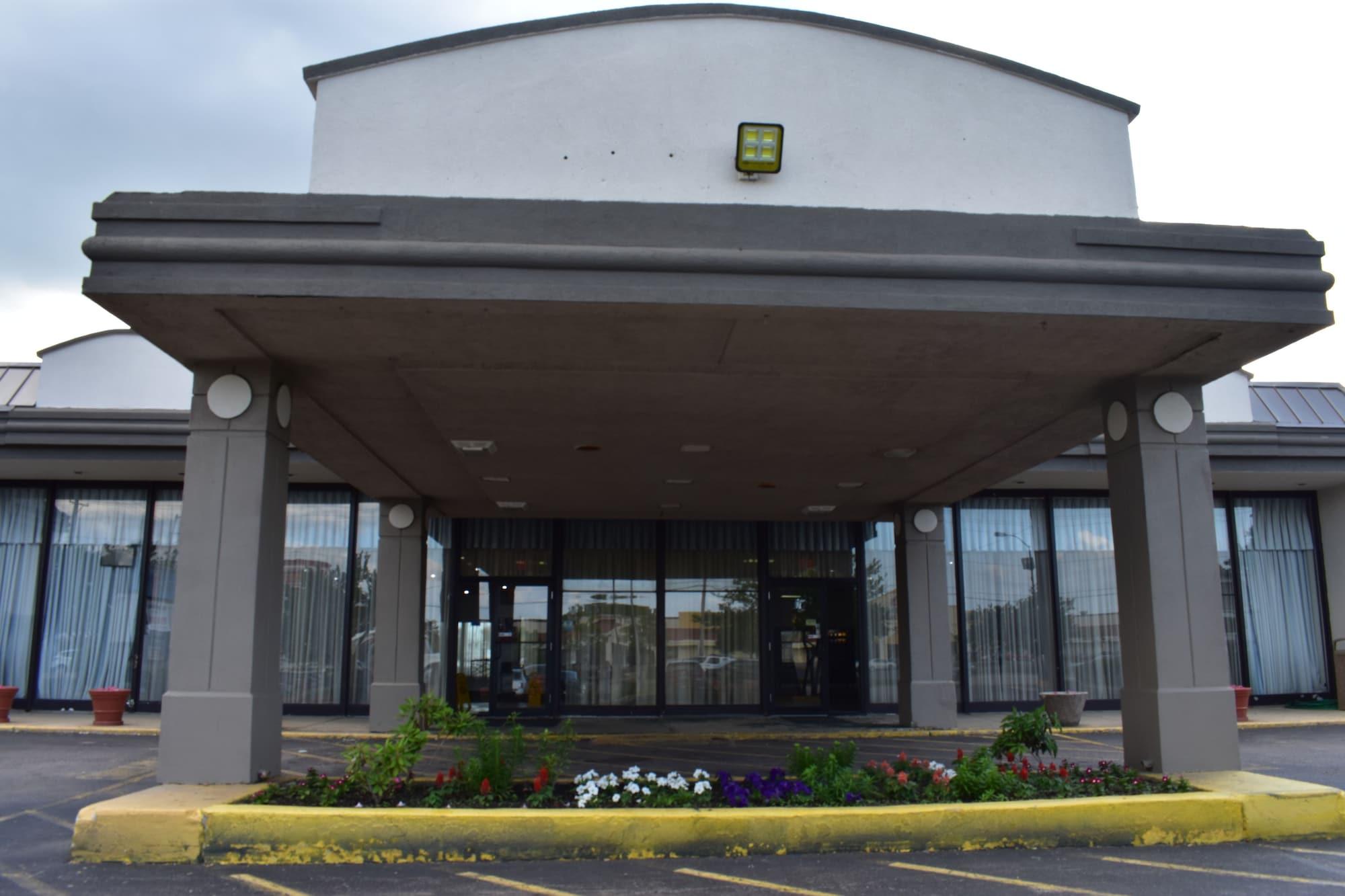 Vista Lobby FairBridge Inn Express Melrose Park