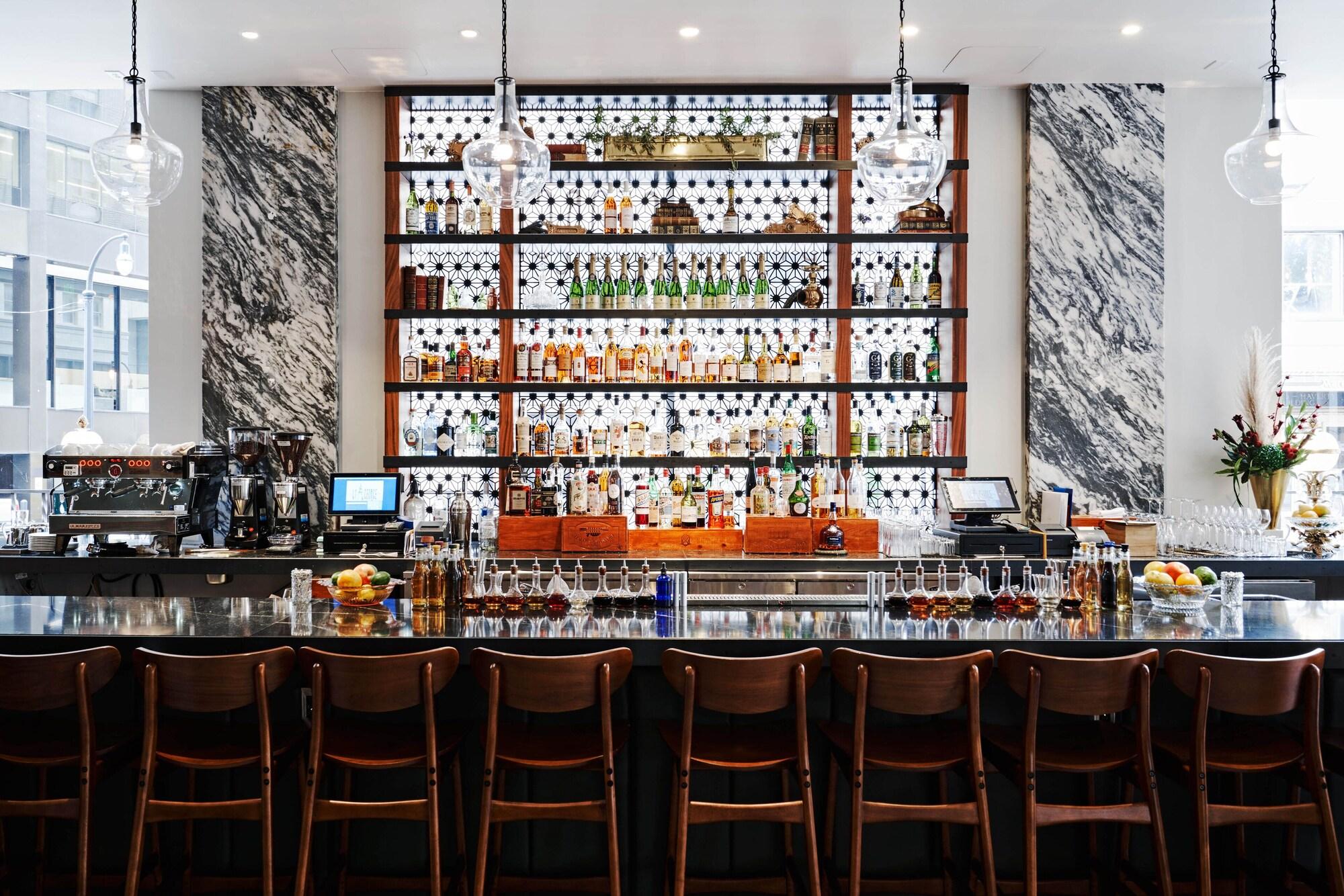 Bar/Salón The Candler Hotel Atlanta, Curio Collection by Hilton