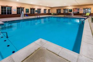 Alojamiento - La Quinta Inn & Suites DFW Airport West - Bedford