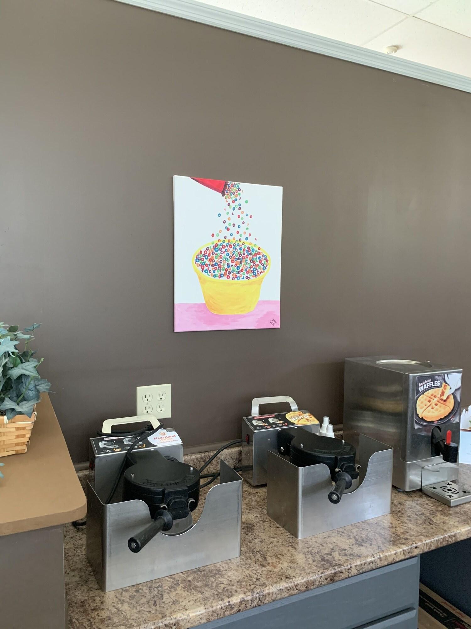 Restaurant Travelodge by Wyndham Lake George NY