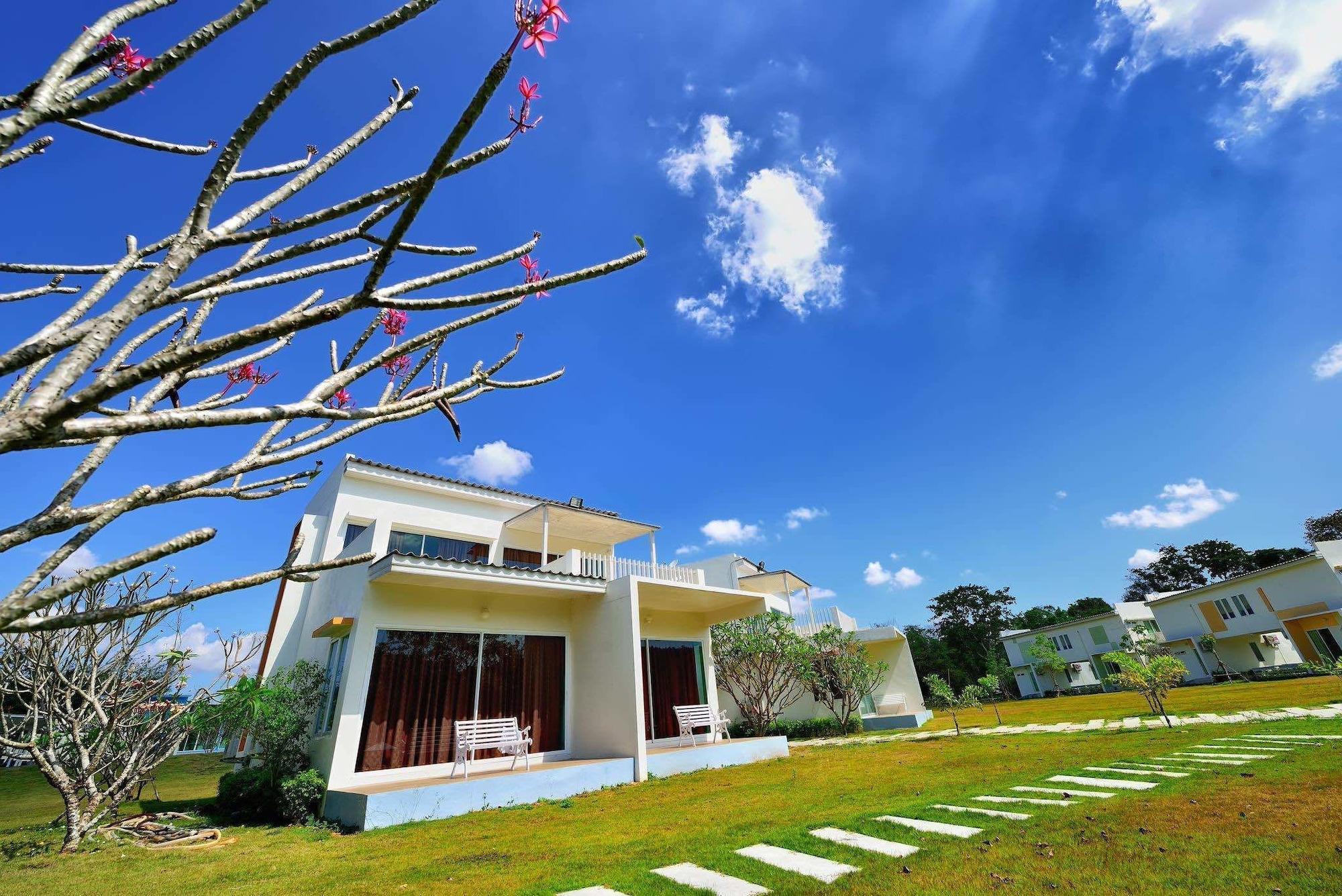 Vista Exterior Worawee Resort & Spa