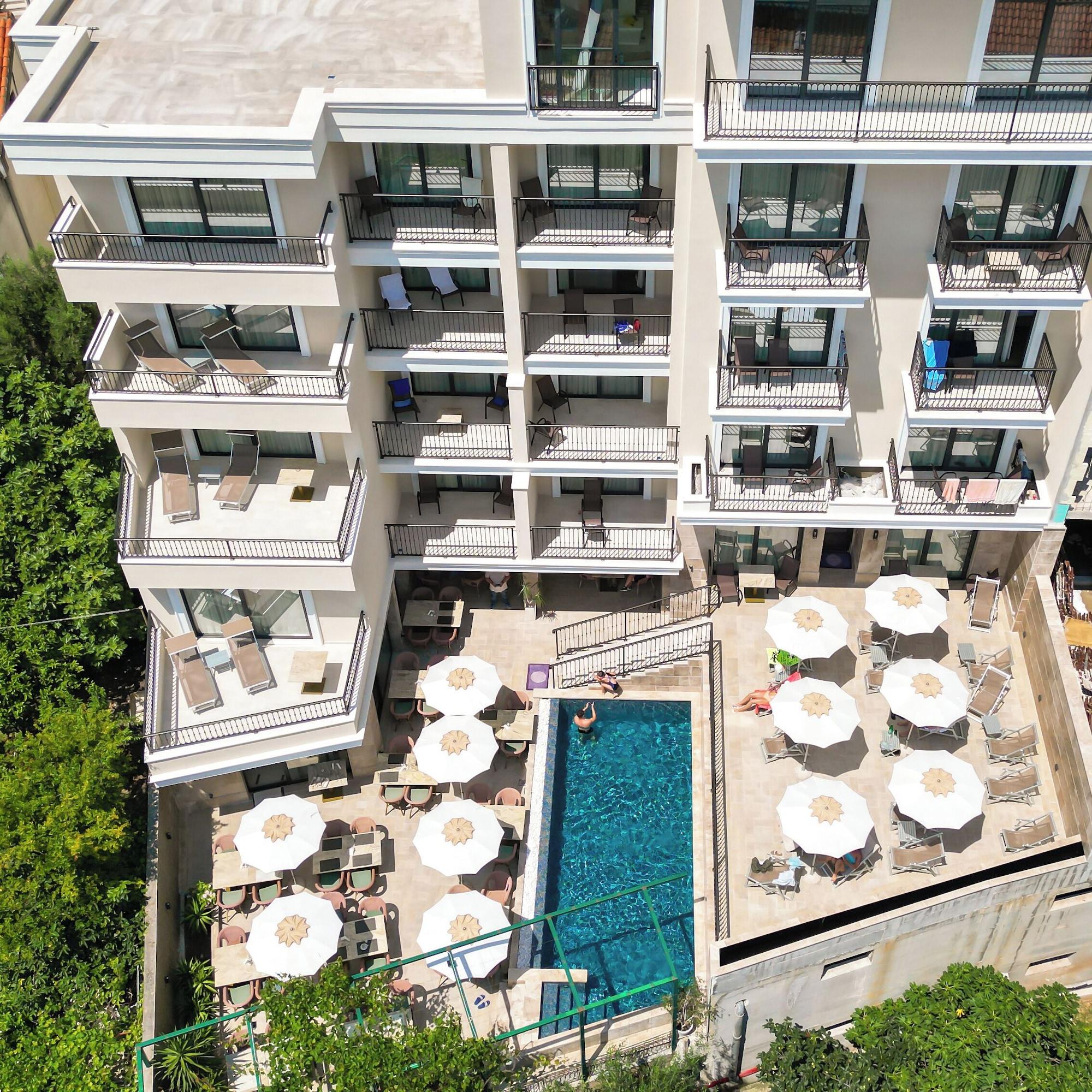 Varios Hotel Pima Budva