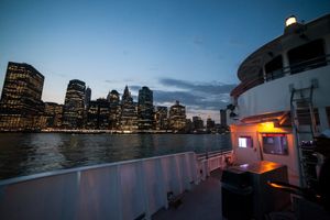 Actividad - Crucero Nocturno Harbor Lights