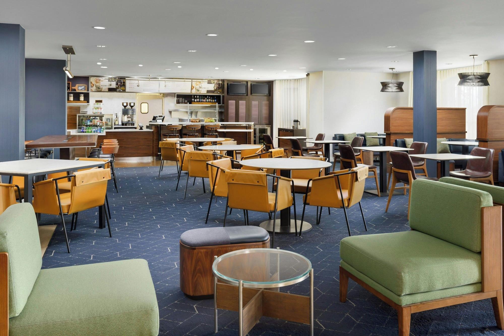 Restaurant Courtyard by Marriott Salinas Monterey