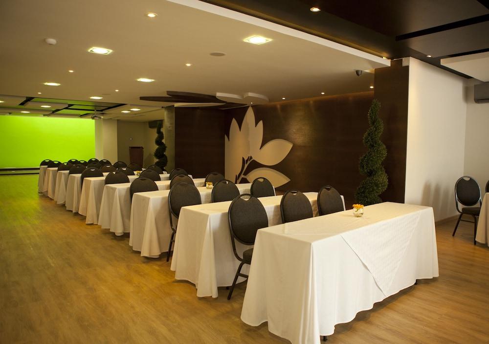 Sala de Reuniones San Simón Hotel Pereira by Soratama
