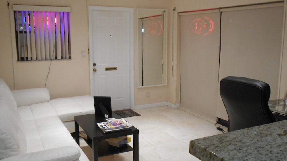 Vista Lobby Neptune Hollywood Beach Hotel