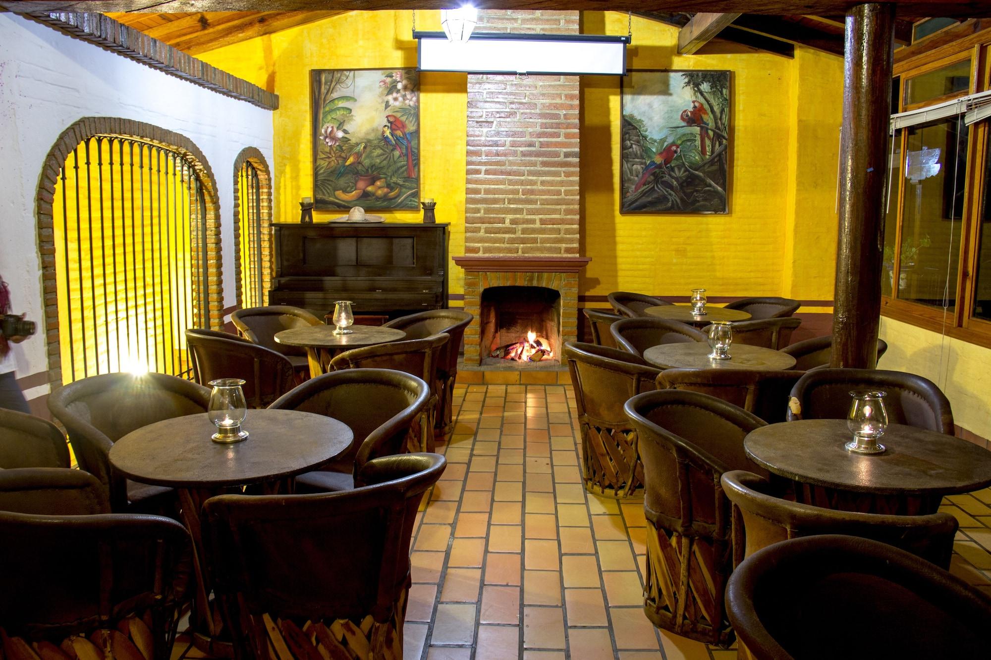 Bar/Salón Hotel Huerta Real