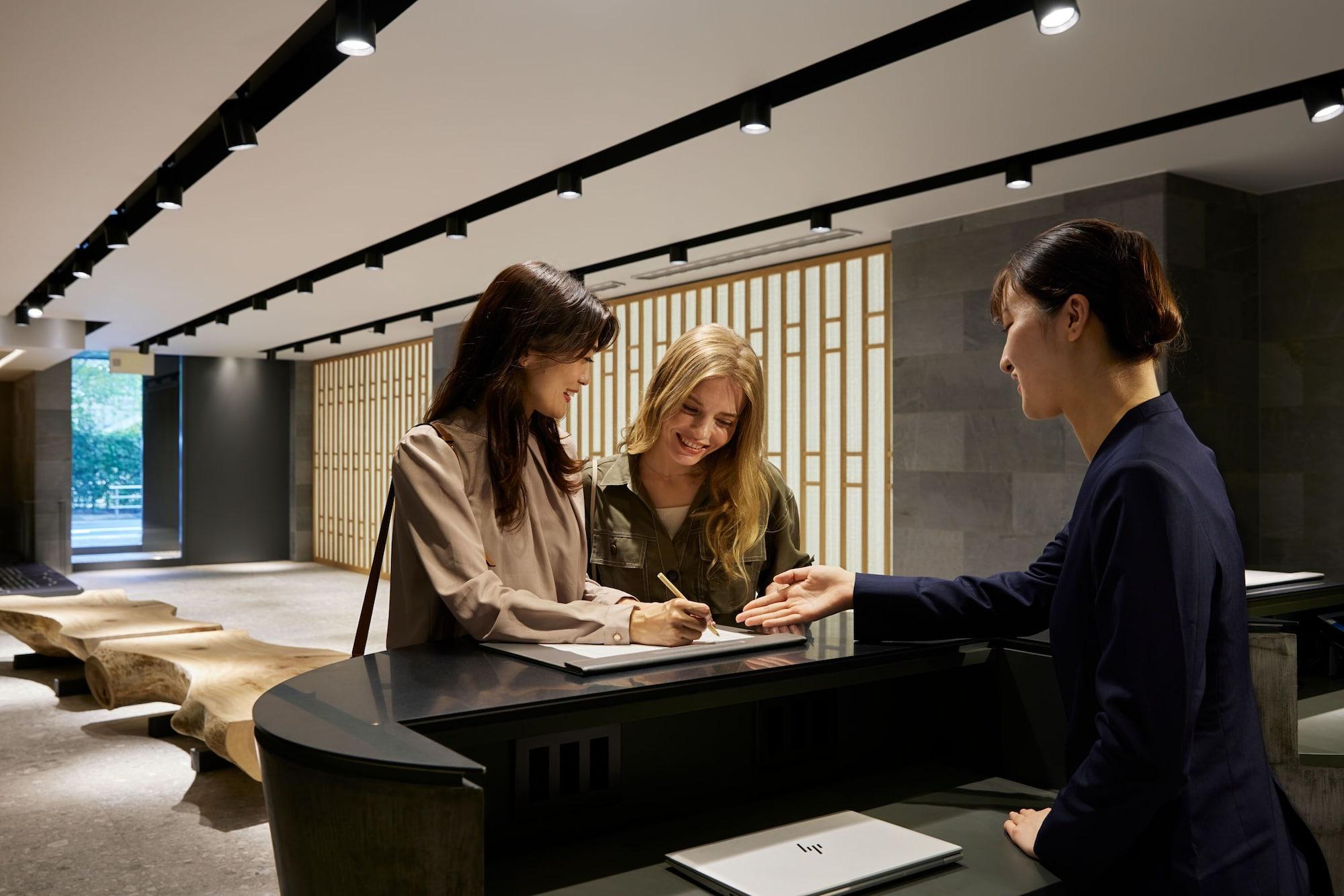 Vista Lobby Oakwood Hotel Oike Kyoto